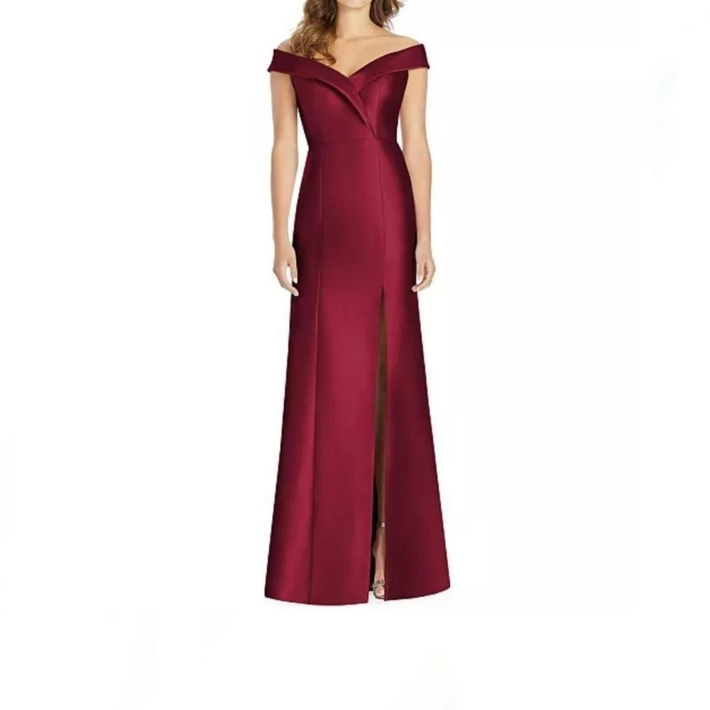 NWT UNWORN Alfred Sung Off the Shoulder Gown Size 6 Sold Out